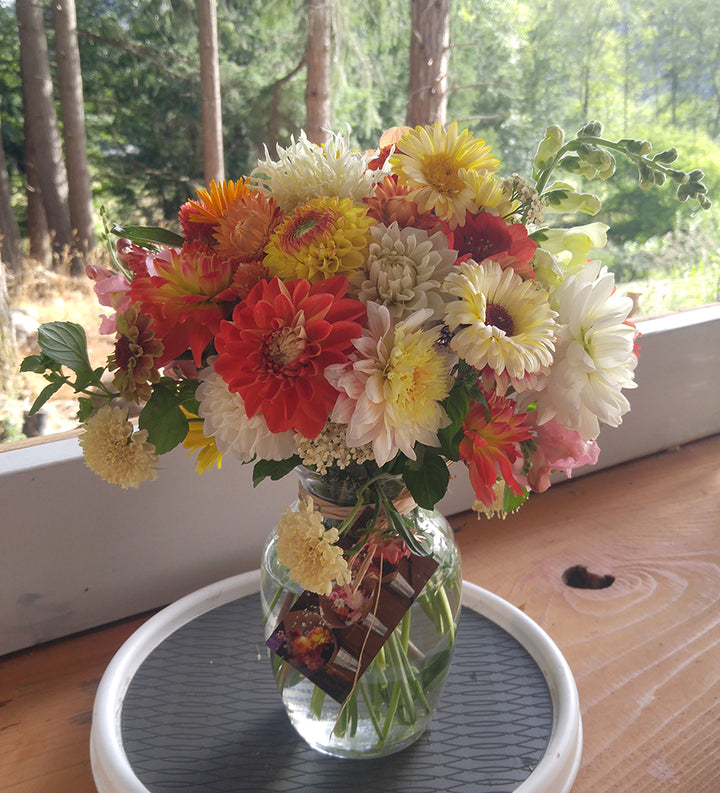 Medium Seasonal Bouquet Arrangement