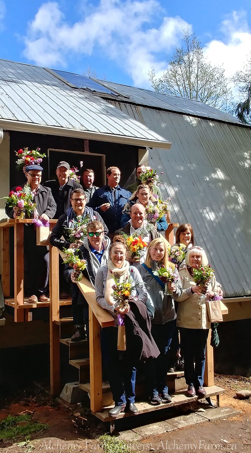 Groups Flower Workshop at Alchemy Farm for up to 6 - Great for Family/Friend Reunions and Corporate Retreats